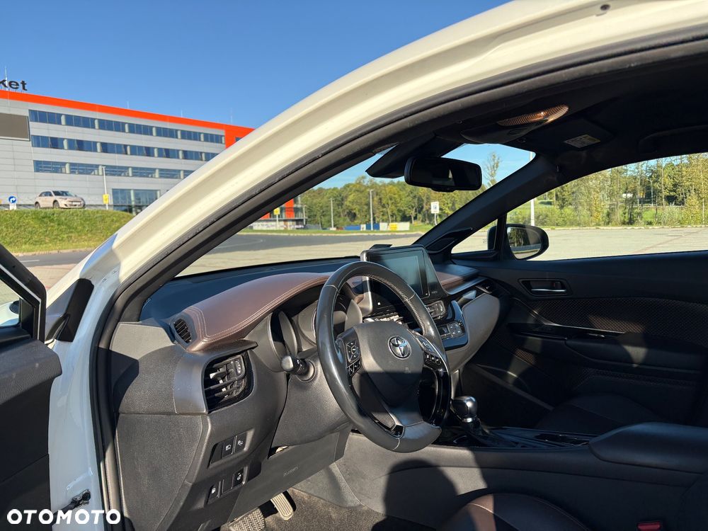 Toyota C-HR - 18