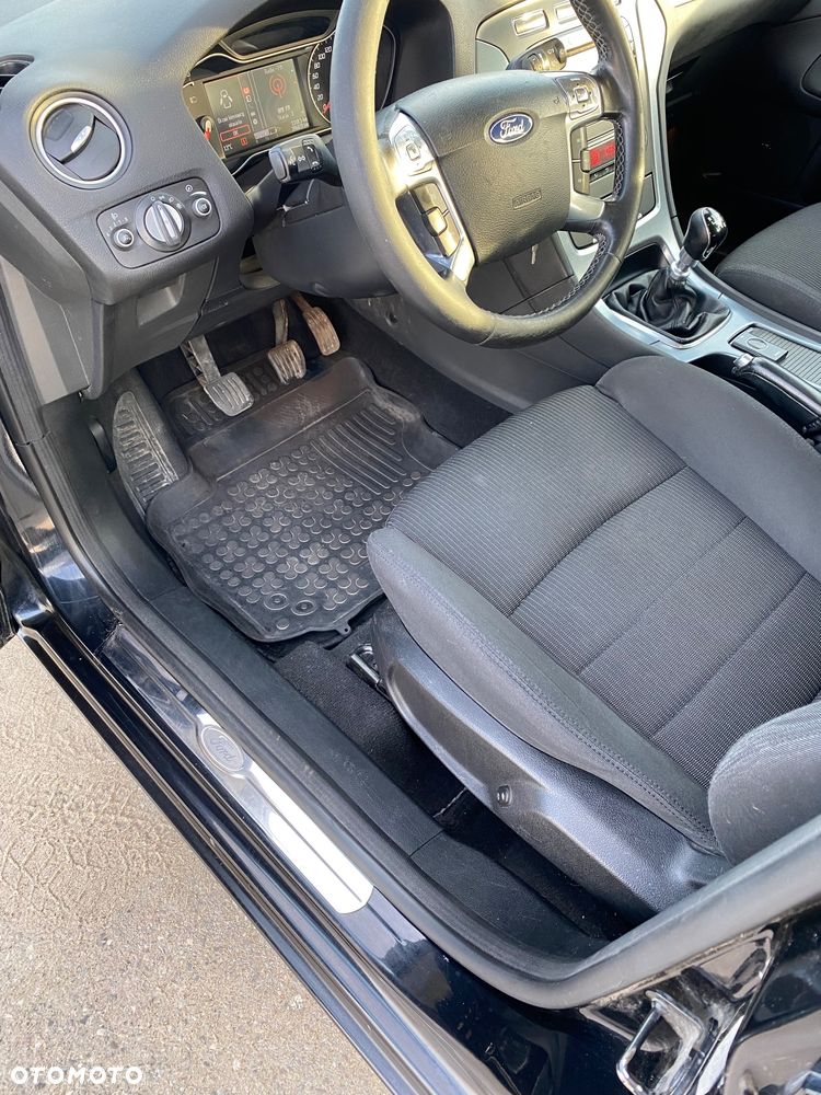 Ford Mondeo 2.0 TDCi Titanium - 20