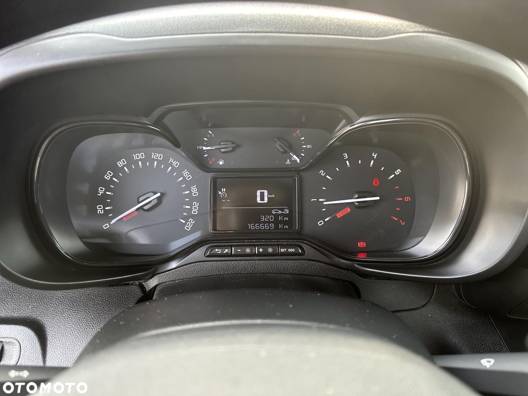 Toyota PROACE CITY - 16