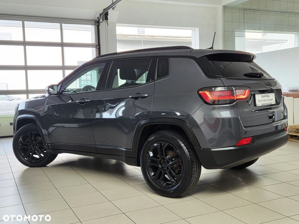Jeep Compass 1.3 TMair Night Eagle FWD S&S - 6