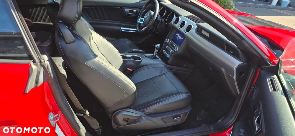 Ford Mustang - 17