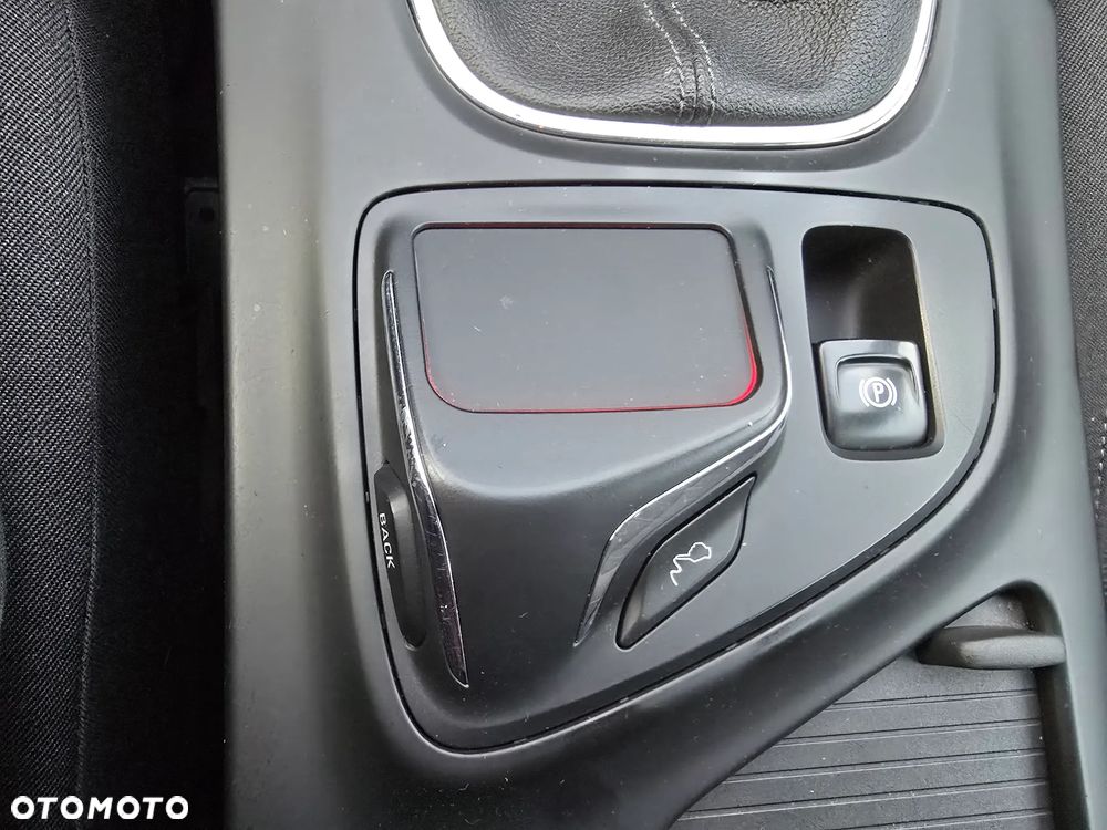 Opel Insignia 2.0 CDTI ecoFLEX Sport - 24