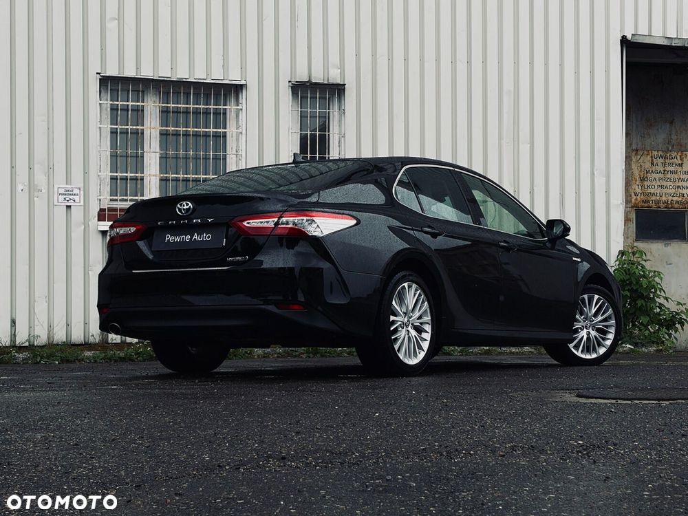 Toyota Camry 2.5 Hybrid Executive CVT - 14