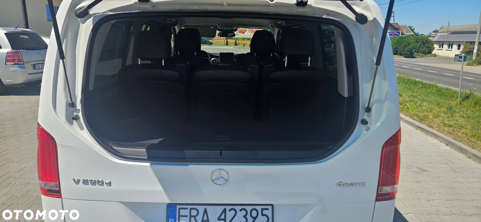 Mercedes-Benz Klasa V 250 d 4-Matic 7G-Tronic (d³ugi) - 5