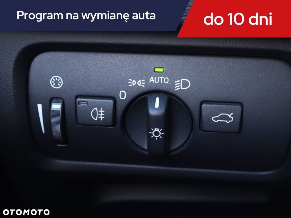 Volvo V40 - 18