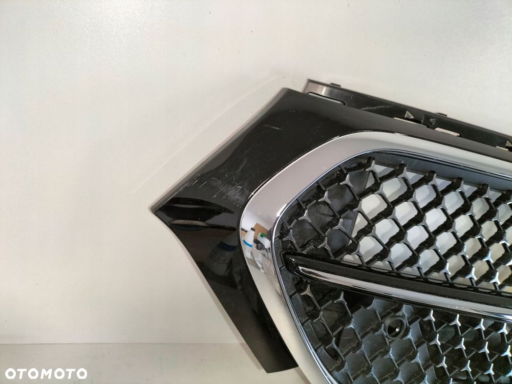 atrapa kratka grill mercedes e klasa w214 22- amg led silver diamond - 6