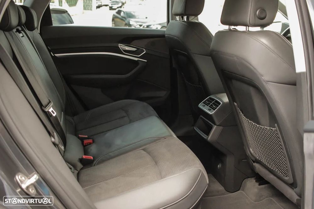 Audi e-tron 50 quattro - 7