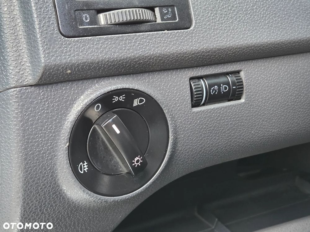 Volkswagen Polo 1.2 Fun - 33