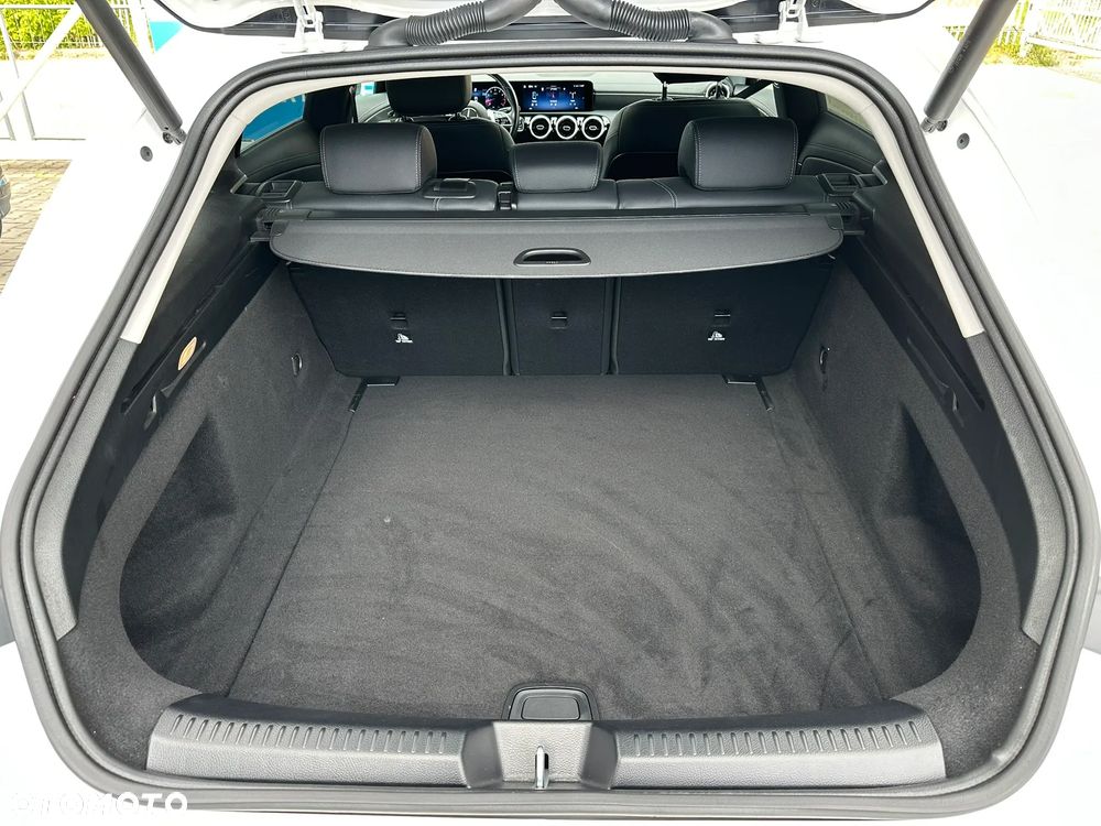 Mercedes-Benz CLA 180 mHEV Progressive 7G-DCT - 31