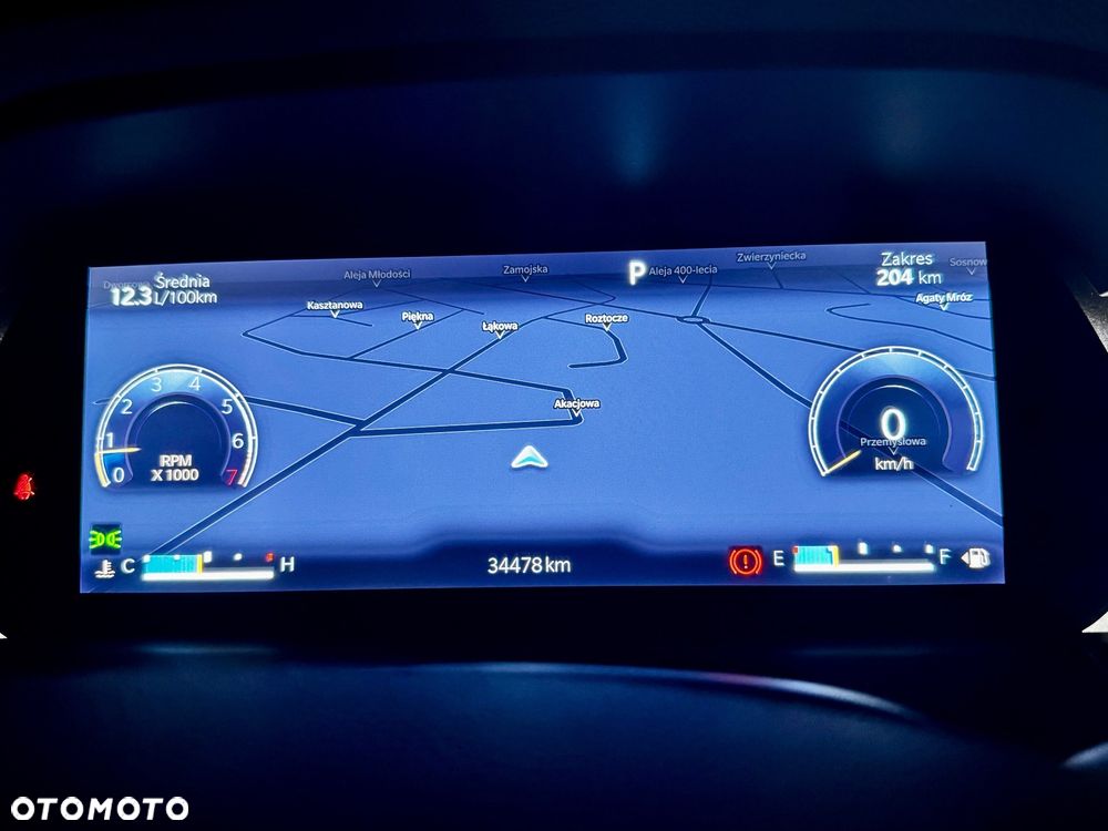 Jeep Grand Cherokee - 22