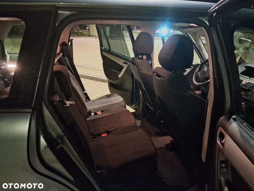 Citroën C4 Picasso - 13