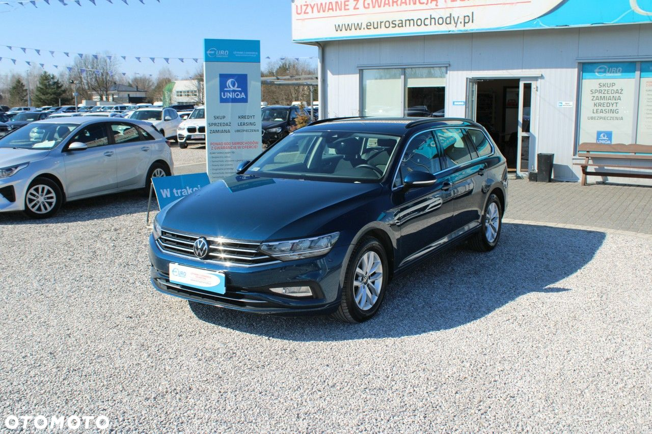 Volkswagen Passat - 2