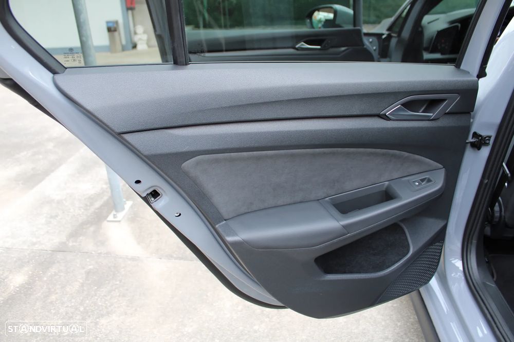 VW Golf 2.0 TSI GTI DSG Performance - 52