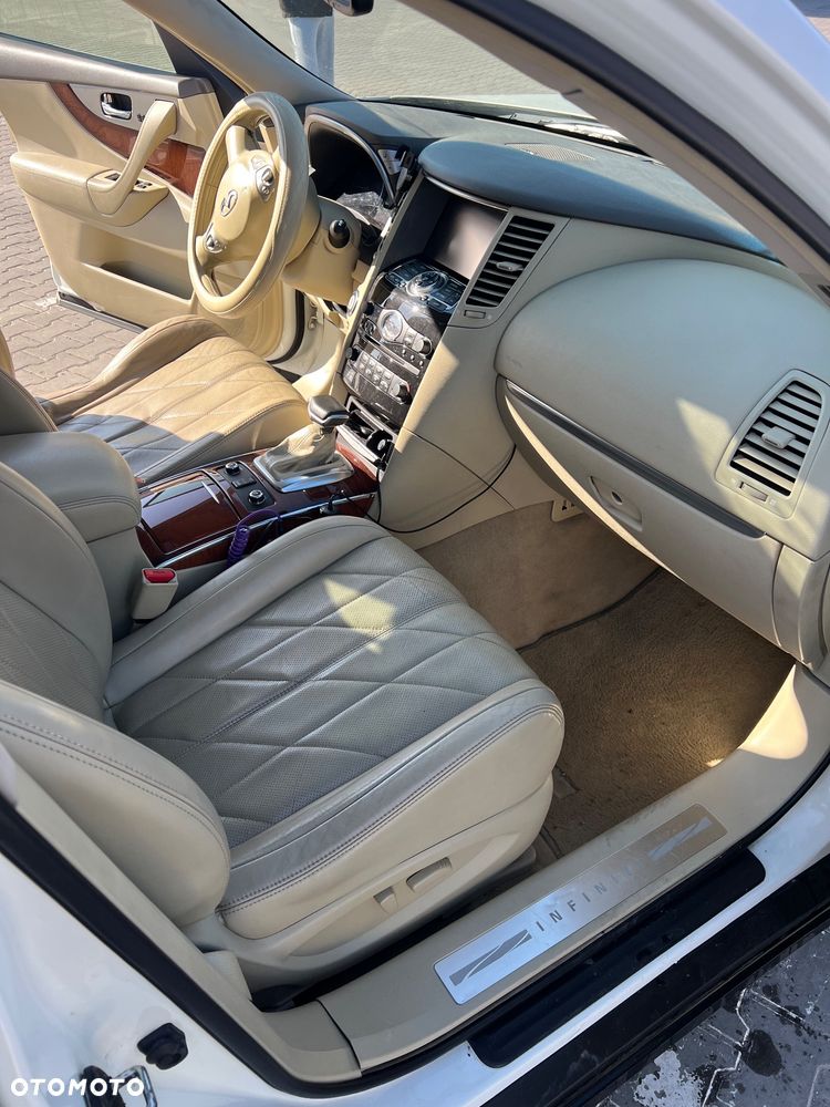 Infiniti QX70 3.7 GT Premium - 7