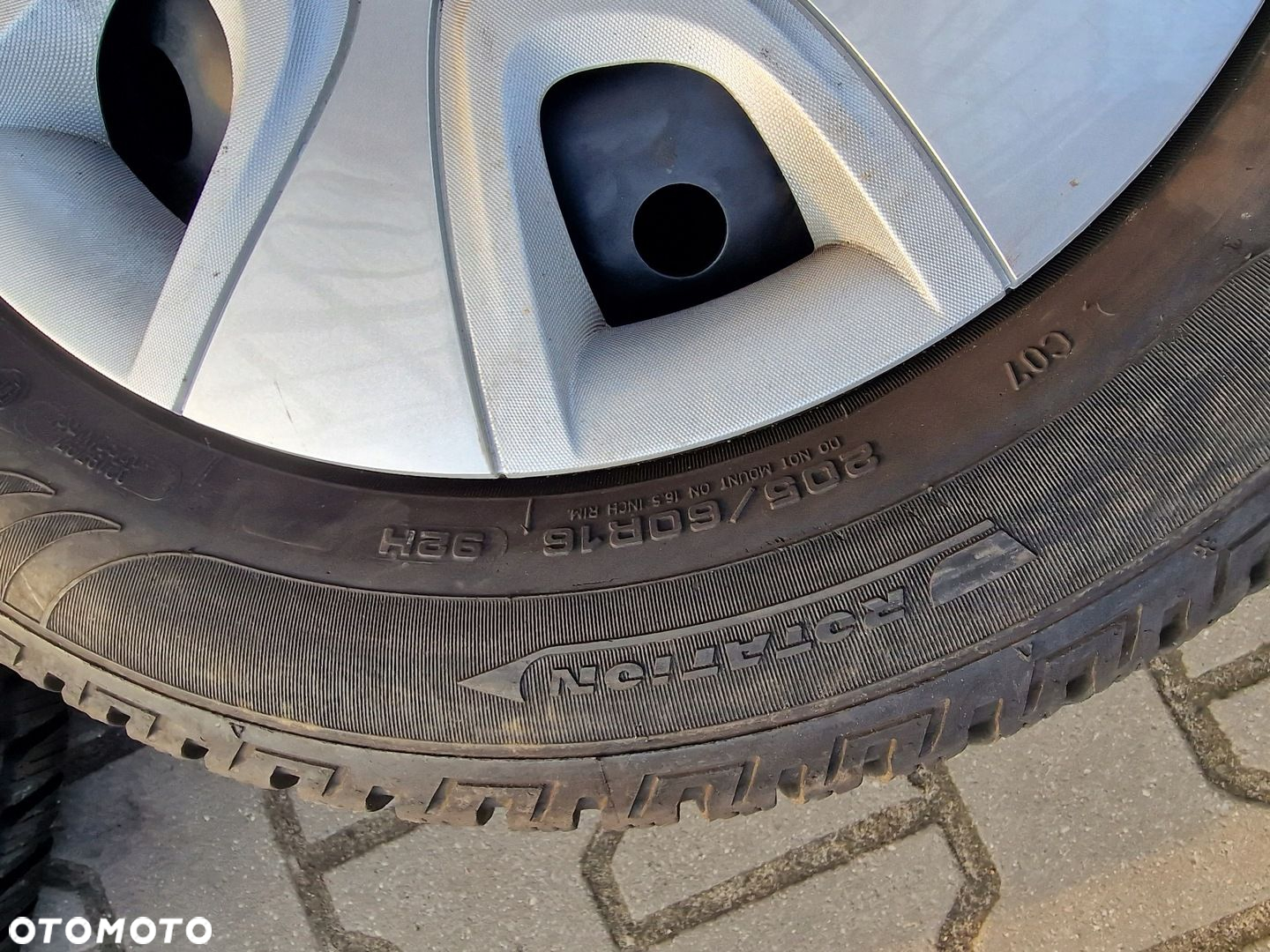 KOŁA FELGI OPONY RENAULT CAPTUR 16 4X100 ET40 ORYGINALNE 205/60R16 ZIMA - 6