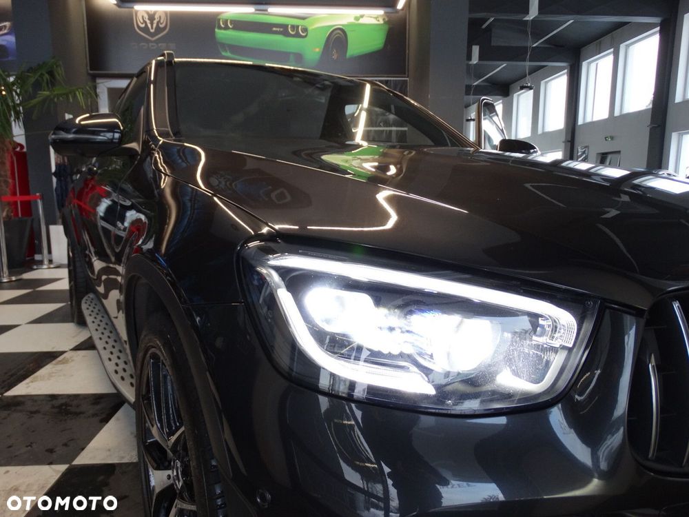 Mercedes-Benz GLC - 39