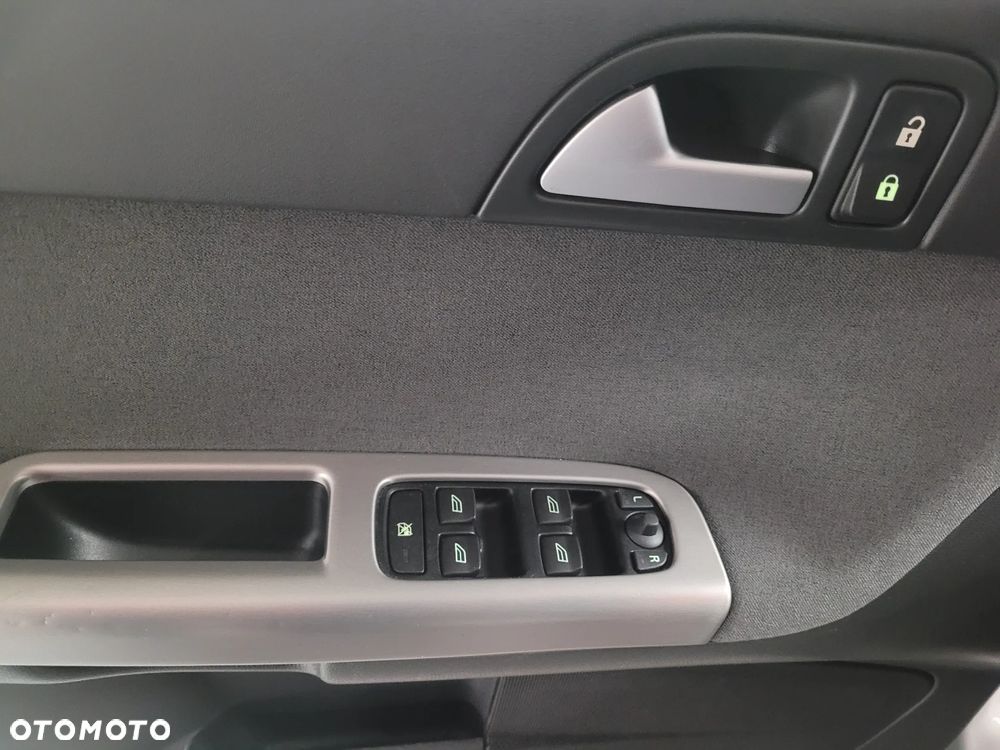 Volvo V50 2.0 Kinetic - 16