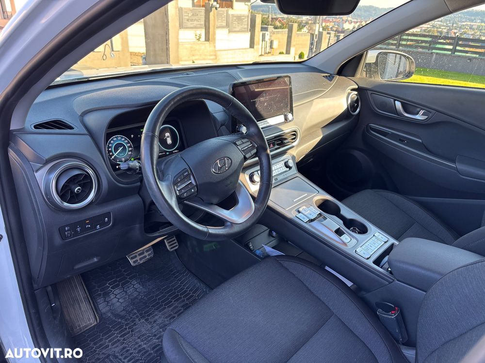Hyundai KONA BEV 156 CP 48.4 kWh Highway+ - 7
