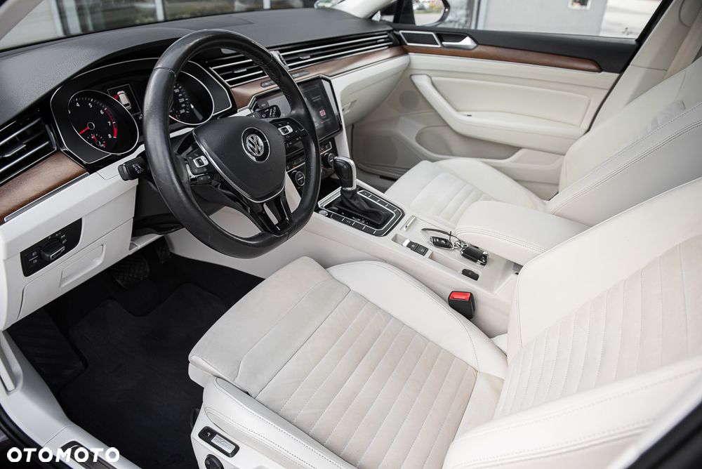 Volkswagen Passat Variant 1.8 TSI (BlueMotion Technology) DSG Comfortline - 15