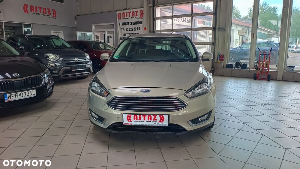 Ford Focus - 10