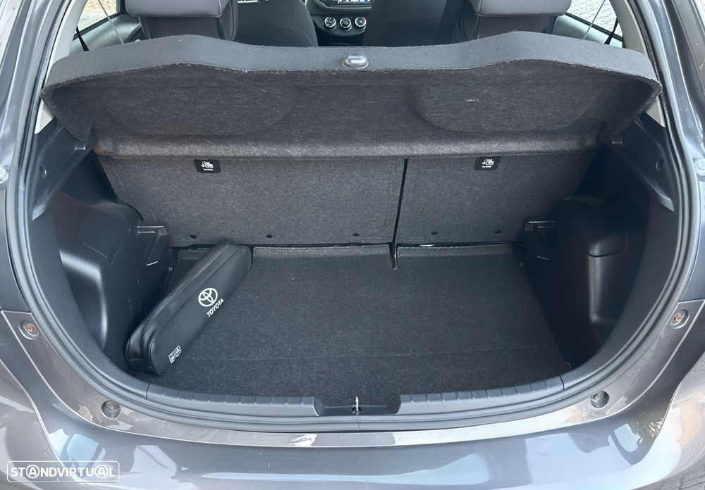 Toyota Yaris 1.0 VVT-i Comfort +PS Style +P.Techno +P.Sport - 25