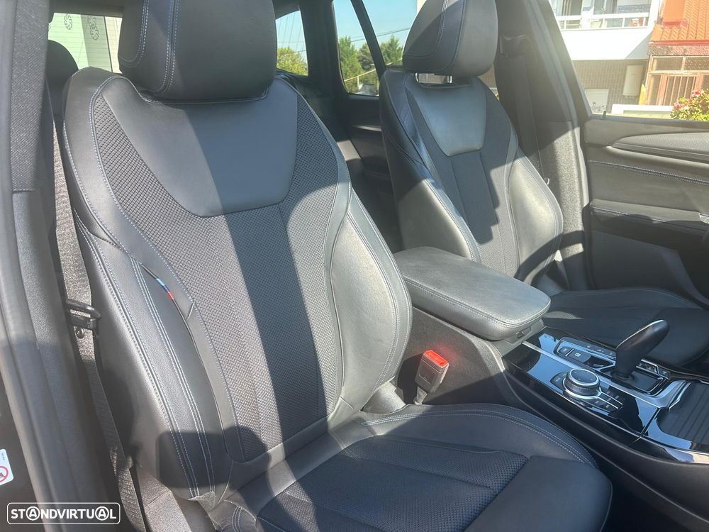 BMW X3 30 e xDrive Pack M - 23