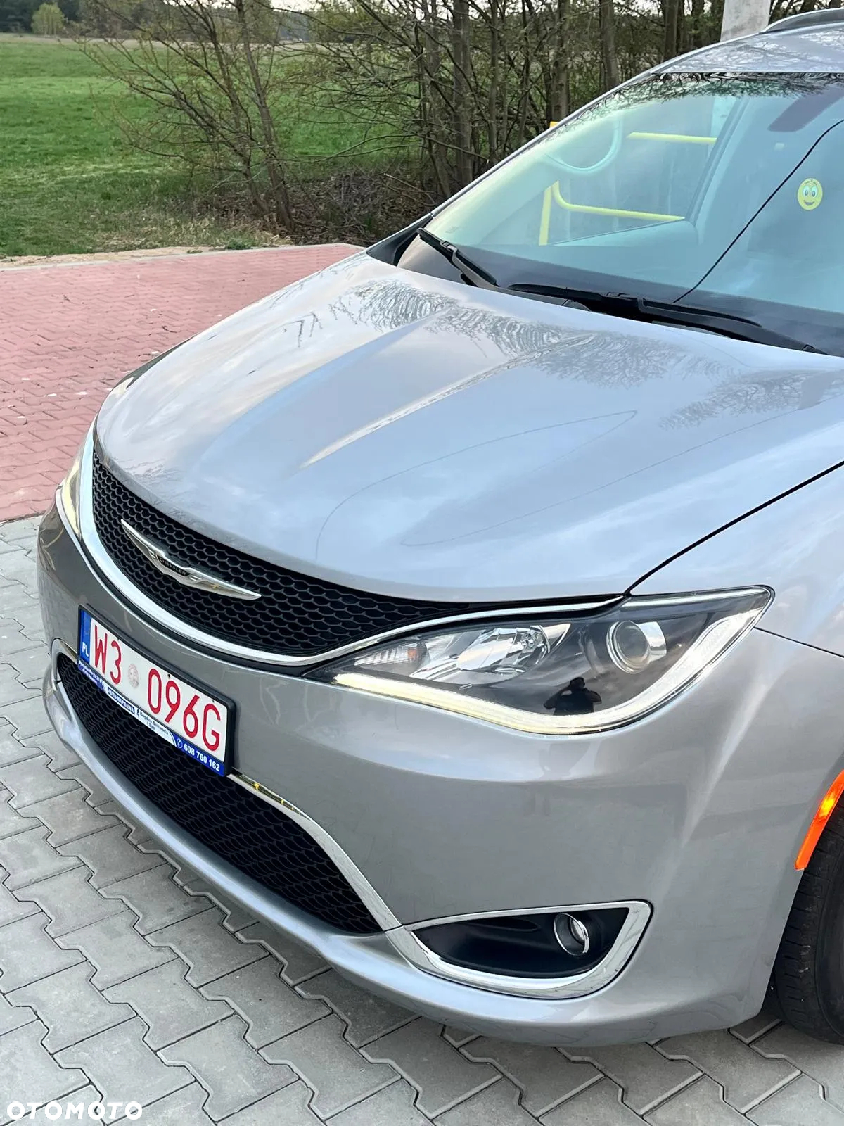 Chrysler Pacifica - 33