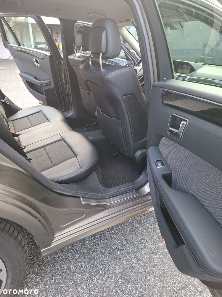 Mercedes-Benz Klasa E 350 CDI BlueEff Avantgarde - 17