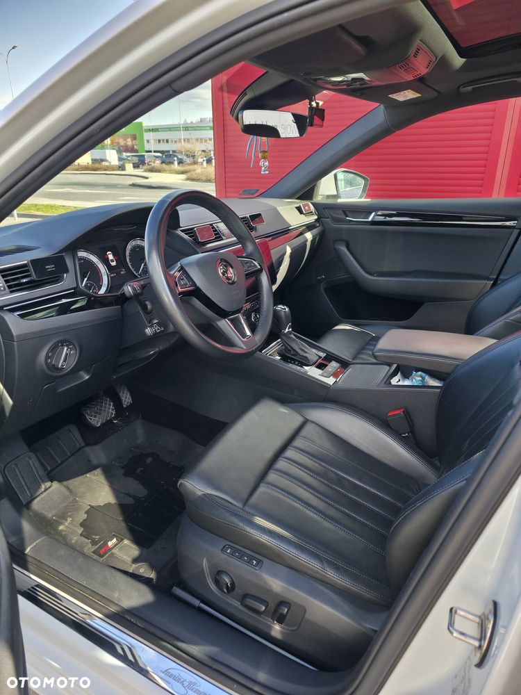 Skoda Superb 2.0 TSI 4x4 L&K DSG - 17