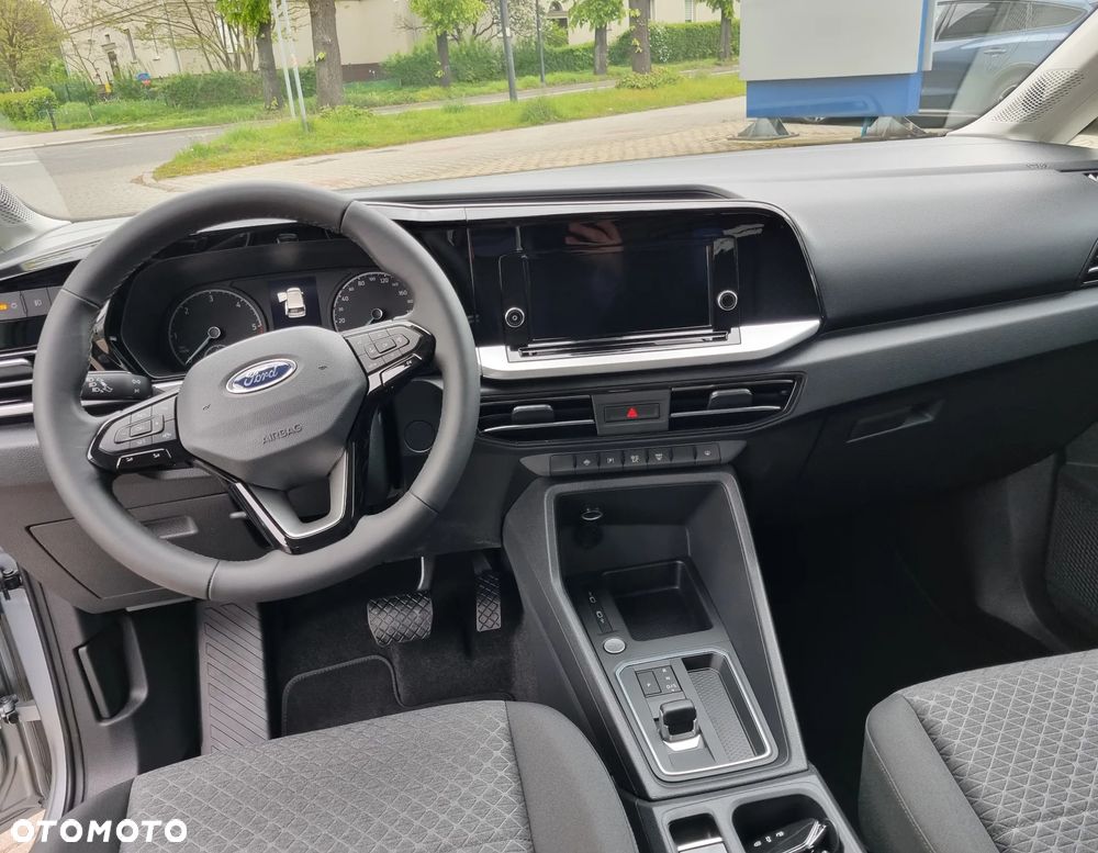 Ford Tourneo Connect Grand - 4