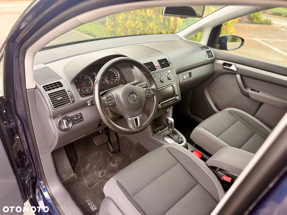 Volkswagen Touran - 7
