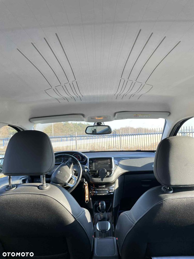 Peugeot 2008 1.6 BlueHDi Style - 4