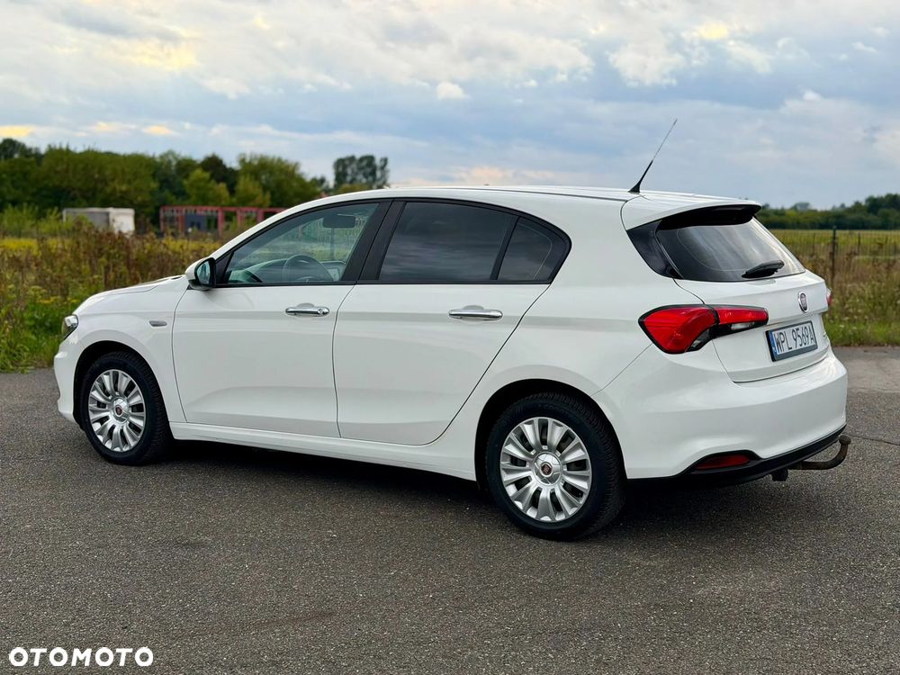 Fiat Tipo 1.4 T-Jet 16v Easy - 9