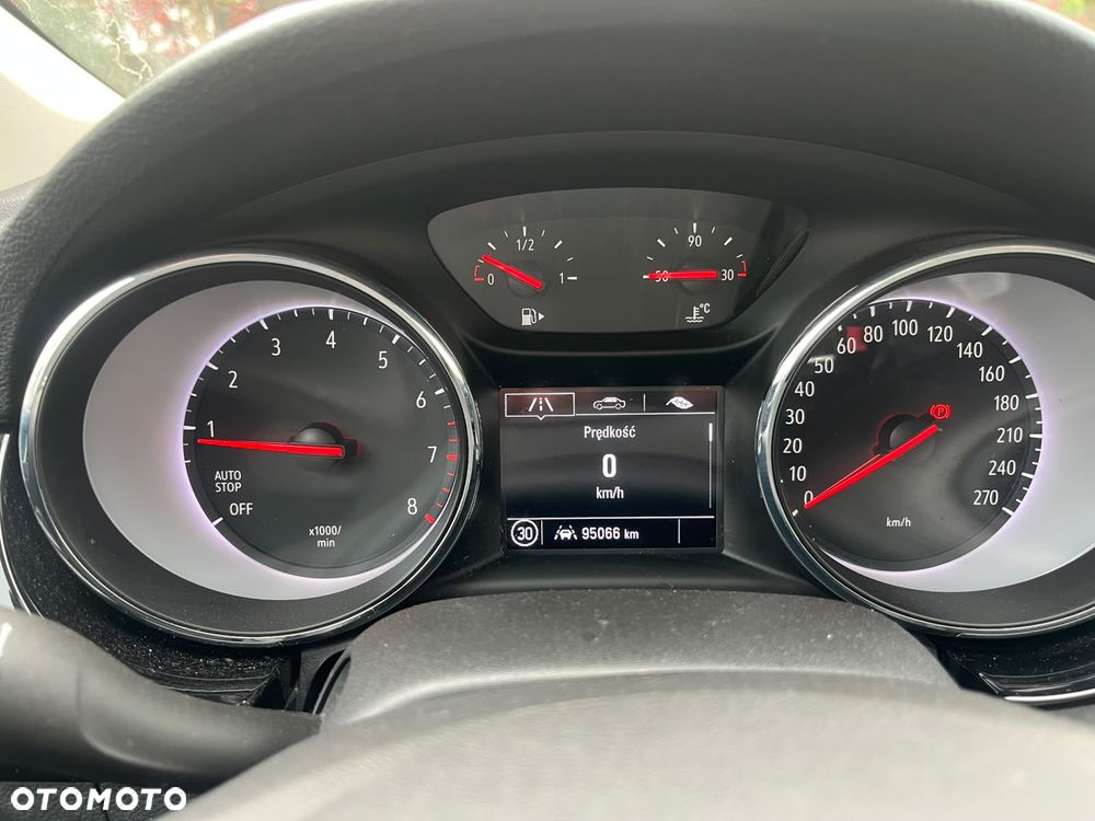 Opel Astra 1.2 T GS Line S&S - 28