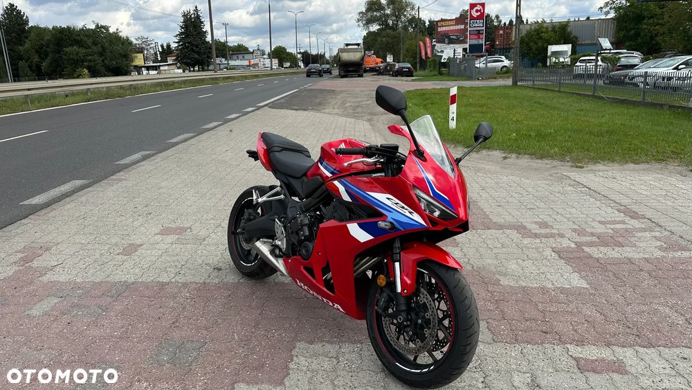 Honda CBR - 8