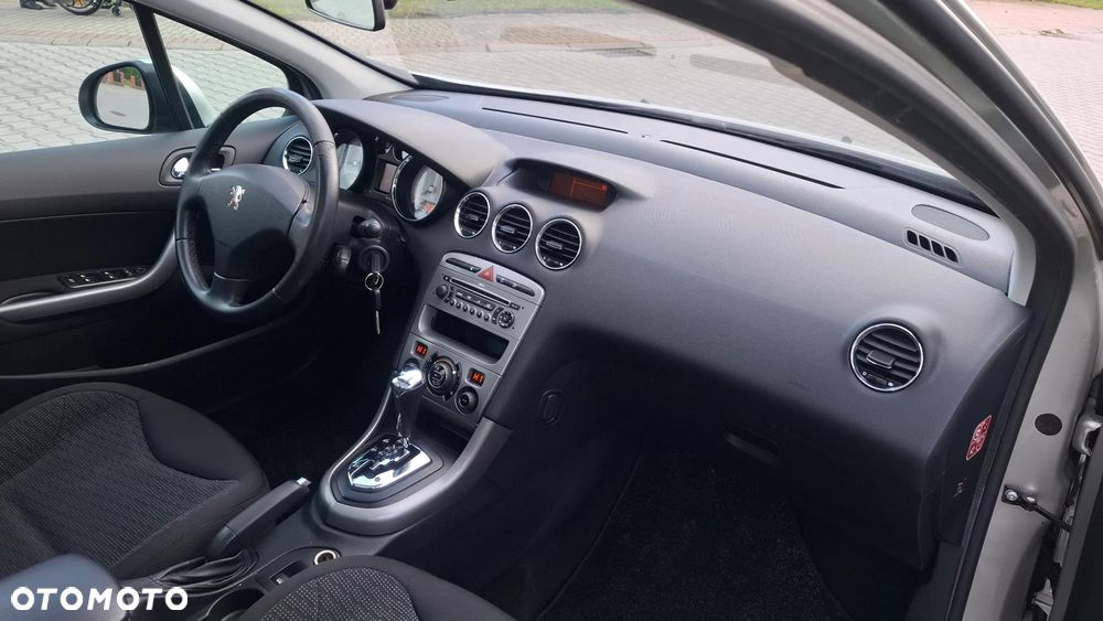 Peugeot 308 120 VTi Automatik Premium - 10