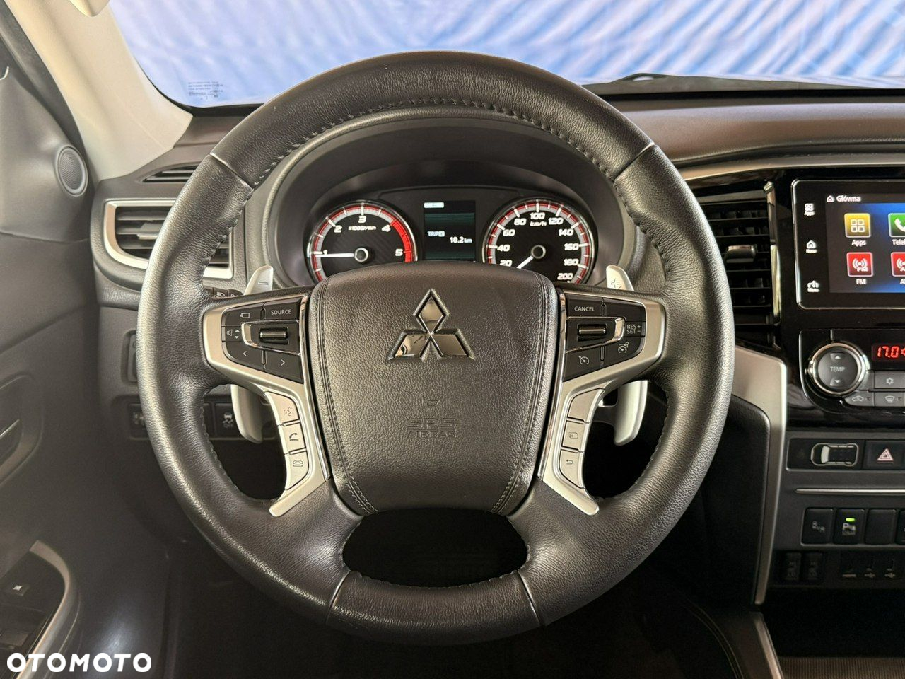 Mitsubishi L200 2.2 d DC Instyle Plus - 22