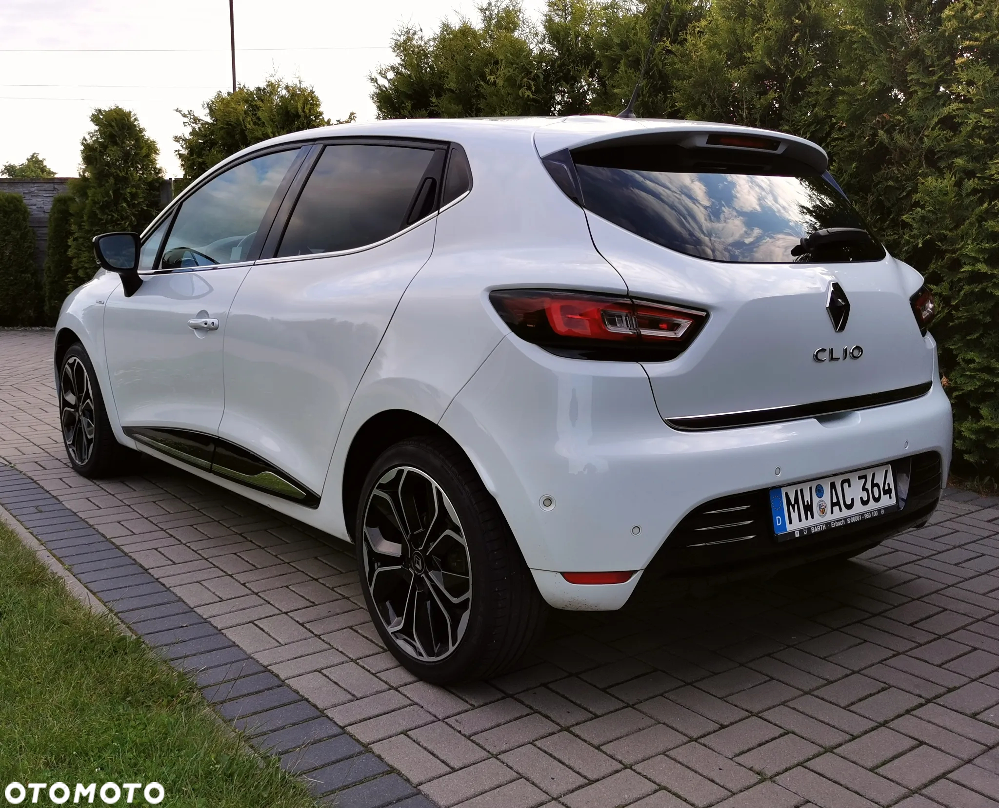 Renault Clio (Energy) TCe 90 Bose Edition - 13