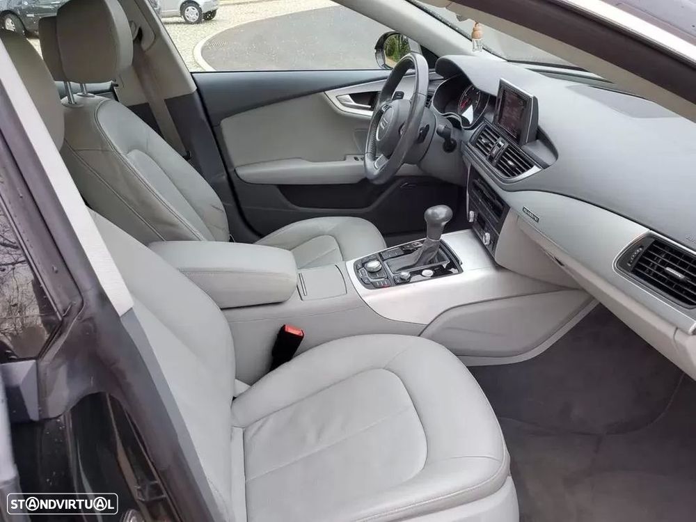 Audi A7 Sportback 3.0 TDI V6 quattro Sport S tronic C.Diesel - 4