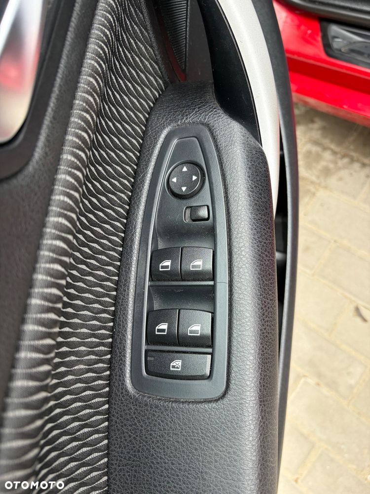 BMW Seria 1 - 15