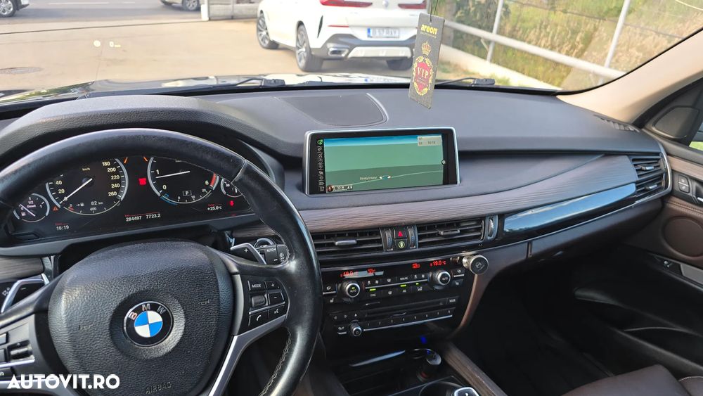 BMW X5 xDrive30d - 17