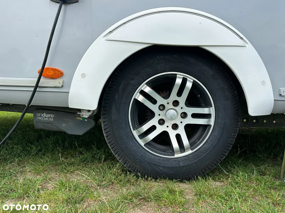 Burstner AVERSO 465 TS FIFTY z napędem i markizą pompowaną. - 9