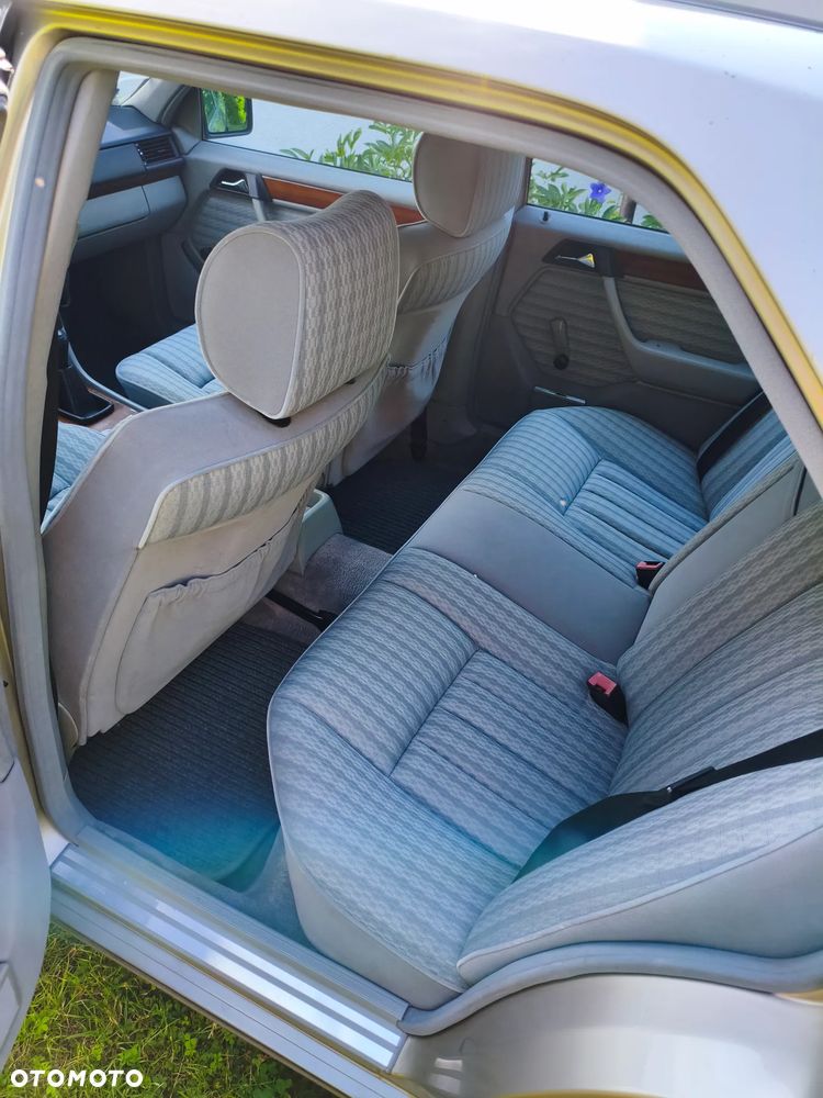 Mercedes-Benz W124 (1984-1993) ver-standard - 7