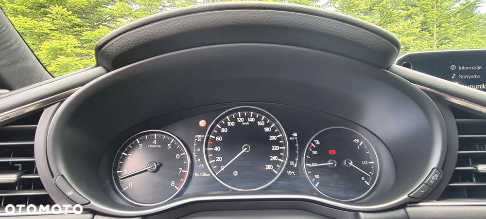 Mazda 3 2.0 mHEV Hikari - 24