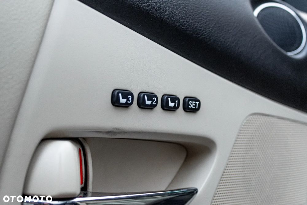 Lexus RX 450h Prestige - 27