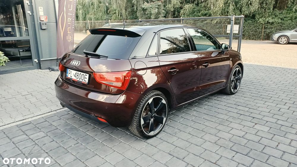 Audi A1 Sportback 1.6 TDI S tronic S line Sportpaket - 7