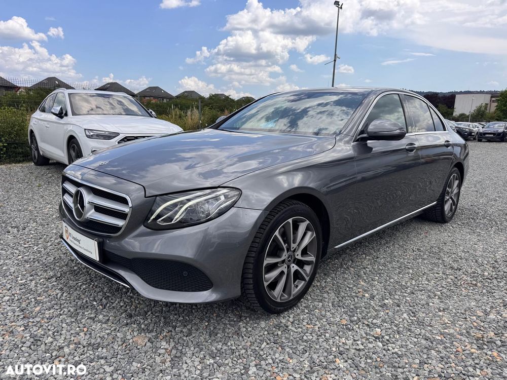 Mercedes-Benz E 220 d 4MATIC Aut. - 1