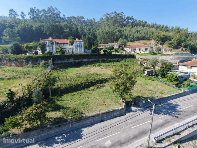 Terreno com 1.718,13m², situado em Rio Mau, Vila Verde - Grande imagem: 3/10