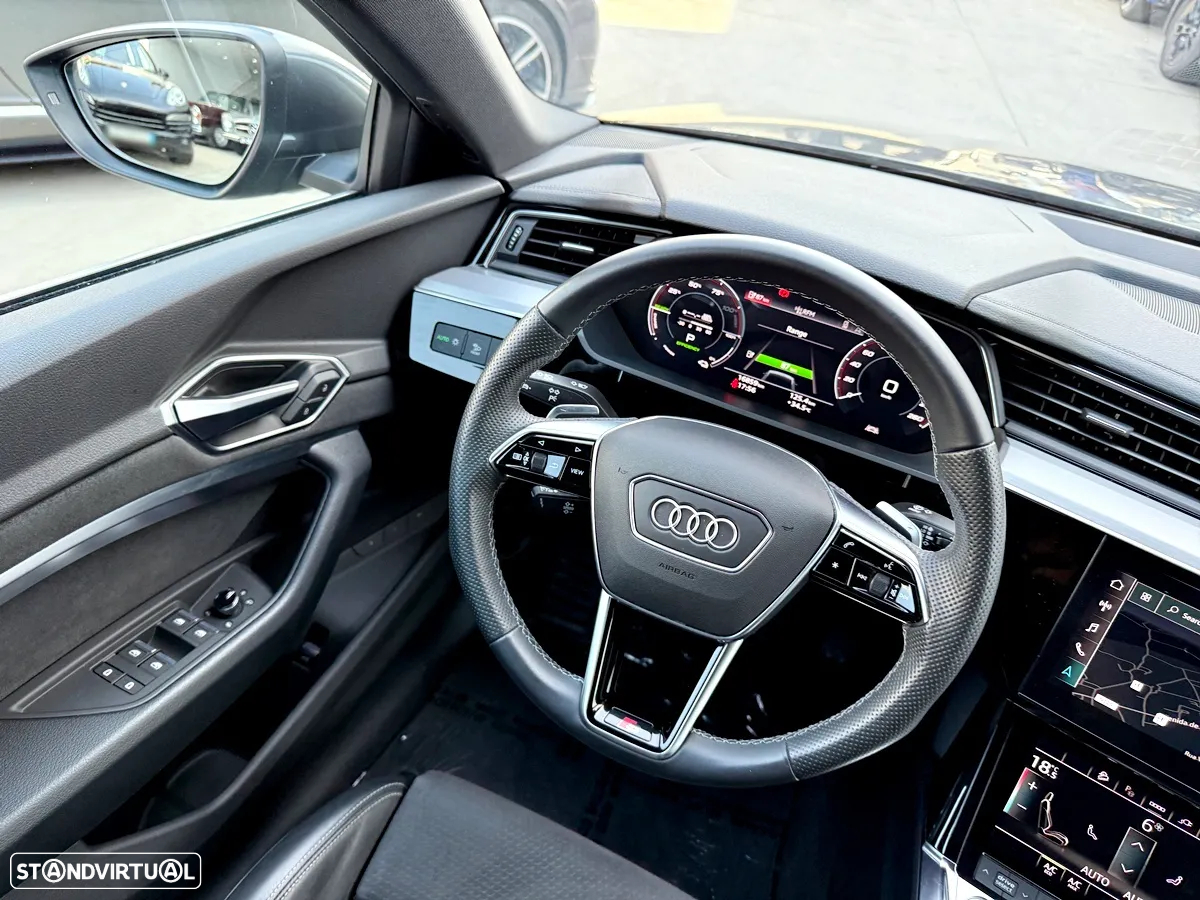 Audi e-tron 55 quattro S line - 16