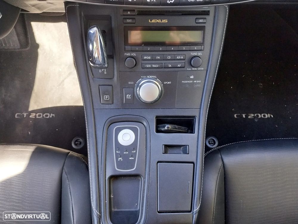 Lexus CT 200h 11 P.Dynamic+P.Navegação - 16
